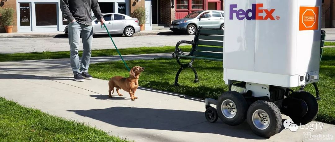 FedEx推全自动快递机器人，爬楼梯、爬坡不在话下！