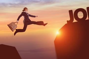 从“跟老外送快递”谈起：中国企业出海做最后一公里的挑战与机遇在哪里？