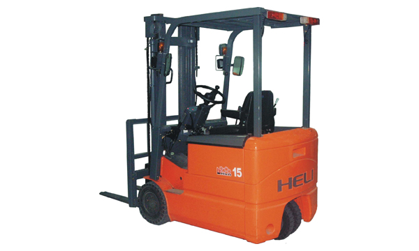 三支点蓄电池叉车（前轮驱动）