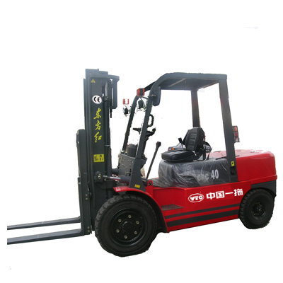 东方红CPC40内燃平衡重式叉车
