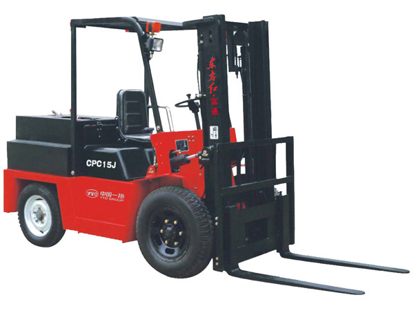 东方红小型叉车CPC15JC