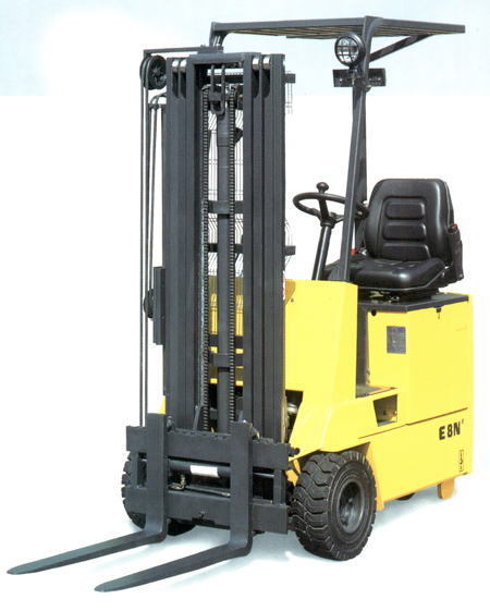 欧模(OM)0.8吨三轮电动平衡重叉车