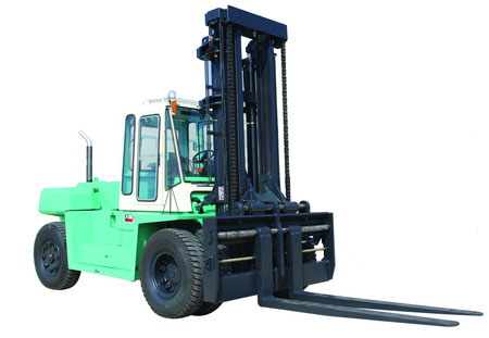 大连叉车10吨 大柴6DE1