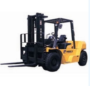 龙工:FD70T平衡重叉车
