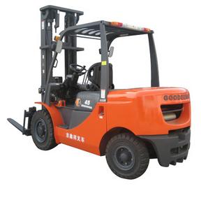 4.5T内燃平衡重式机械叉车