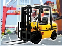 北京现代内燃平衡重叉车