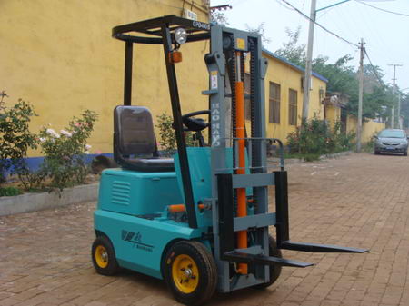 CPD1000蓄电池平衡重式叉车_3