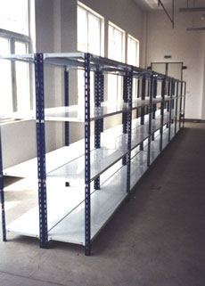 轻量型货架