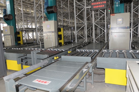 链式，辊式输送机 曲柄式升降移栽机