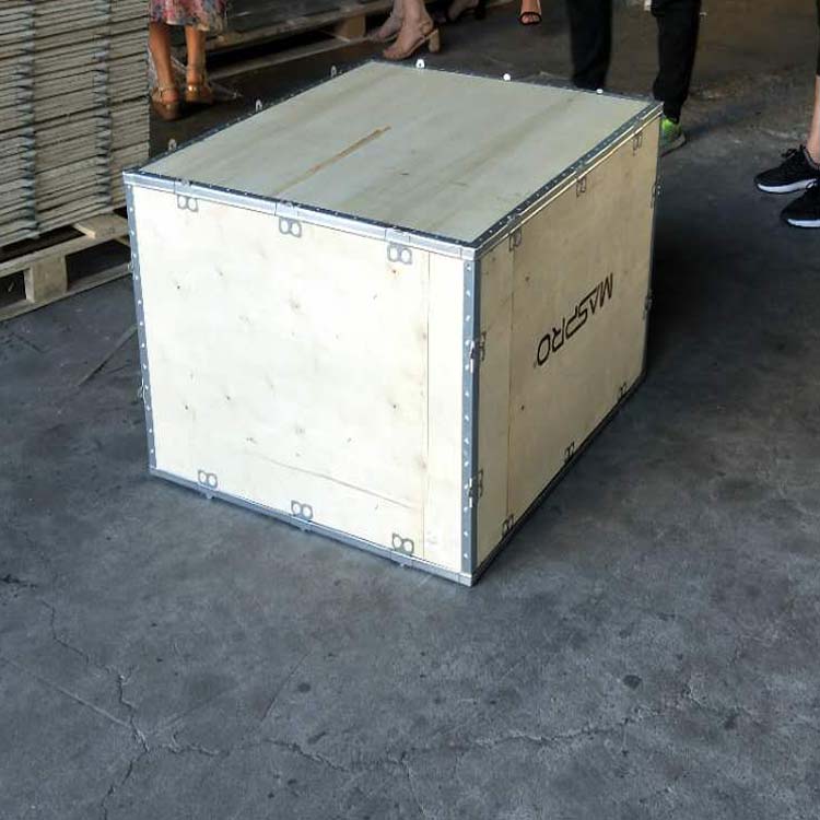 青岛木托盘厂家直销送货上门 定制免熏蒸木箱